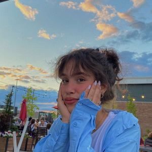 Meet your Posher, Nayla